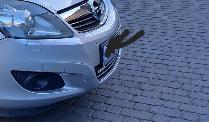 Opel Zafira cena 10000 przebieg: 254000, rok produkcji 2009 z Rybnik małe 277